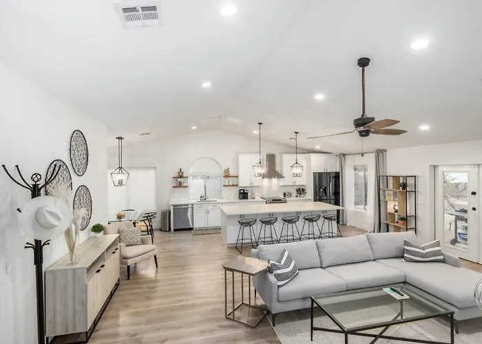 5br Citrus Family Estate-sleeps 13-free Htd Pool-gameroom Holiday home Mesa